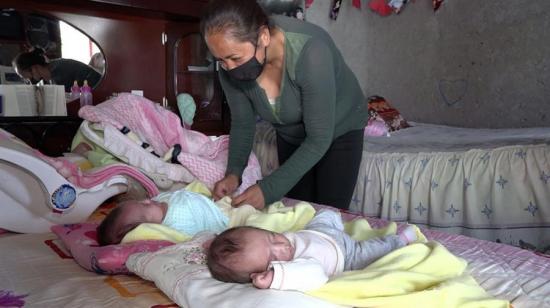 Carolina, la mexicana que superó la covid durante el embarazo de sus gemelas