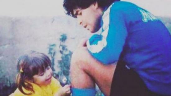 Los hijos de Maradona lo despiden con emoción a través de las redes sociales