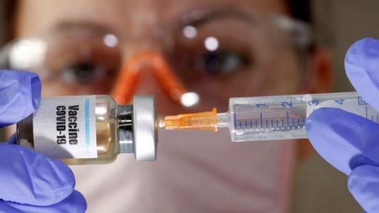 La UE puede tener la primera vacuna de COVID disponible antes del 1 de enero
