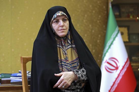 Justicia iraní condena a 30 meses de prisión a la ex vicepresidenta