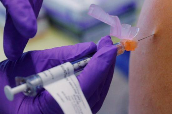 Ecuador busca en EE.UU. la adquisición del doble de vacunas contra la covid-19