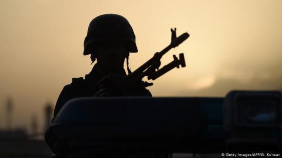 Al menos 13 soldados muertos en un ataque interno en el oeste de Afganistán