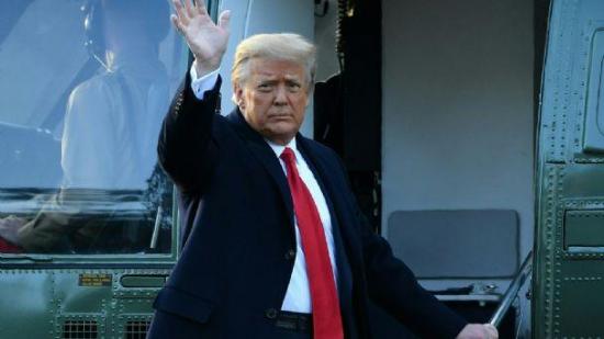El presidente saliente de Estados Unidos, Donald Trump, abandonó la Casa Blanca