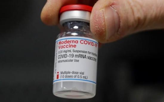 La OMS recibe recomendación de cómo debe usarse la vacuna contra el Covid-19 producida por Moderna