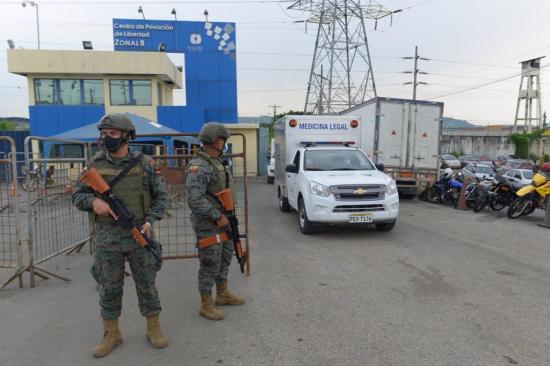 Asciende a 75 la cifra de fallecidos tras los amotinamientos en cárceles de Guayaquil, Cuenca y Latacunga
