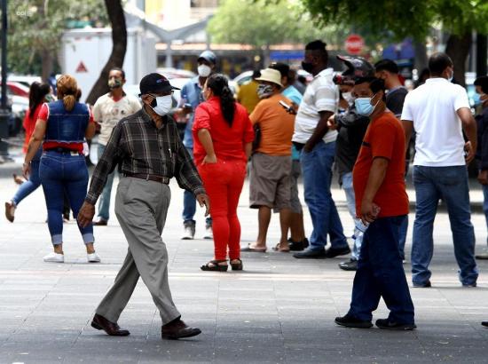 Ecuador espera retomar la normalidad de contagio tras pico de enero y febrero
