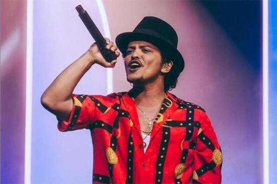 Bruno Mars lanza el primer tema de su disco con Anderson Paak