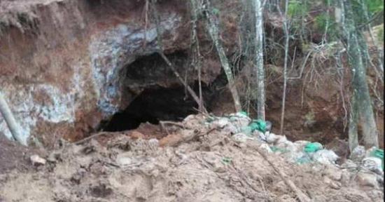 Dos niños mueren al caer en un pozo de mina artesanal en Nicaragua