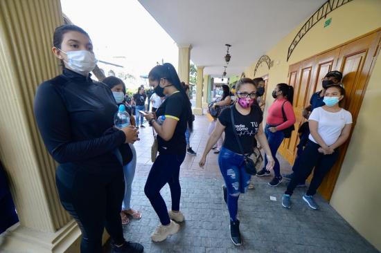 Guayaquil anuncia nuevas restricciones ante aumento de contagios de covid-19