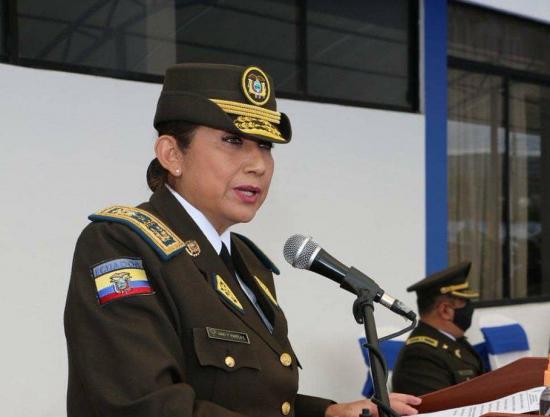 Ecuador designa a la primera mujer como comandante general de la Policía