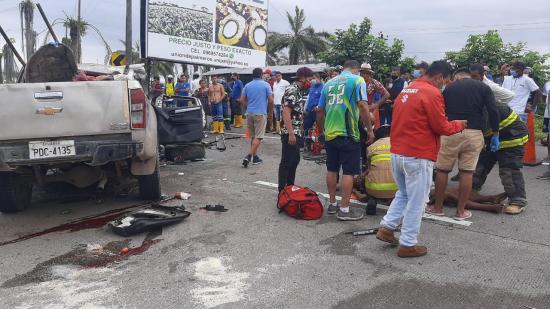 Identifican a los fallecidos en el accidente de tránsito en la vía La Unión-Quinindé