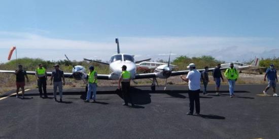 En Galápagos roban una avioneta de narcos que tenía custodia policial